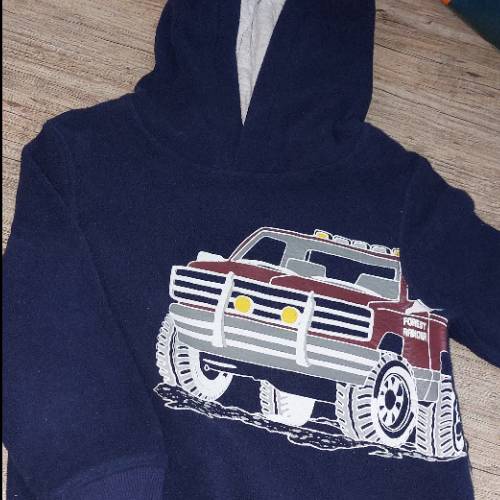 Truck kapuzen pulli, Größe: 98/104, zu finden beim Stand 121 am Standort Flohkids Berlin Ost