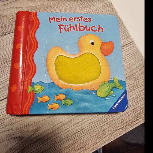 Meine erstes Fühlbuch, zu finden beim Stand 19 am Standort Flohkids Berlin Ost