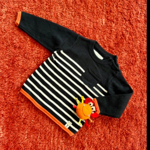 GallerieLafayette Pullover  Größe: 6, zu finden beim Stand 90 am Standort Flohkids Berlin Ost