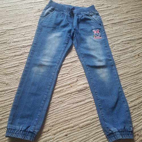 Jeans, zu finden beim Stand 105 am Standort Flohkids Berlin Ost