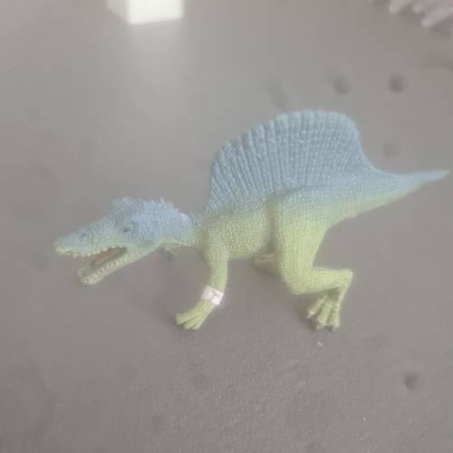 Dino Schleich, zu finden beim Stand 19 am Standort Flohkids Berlin Ost