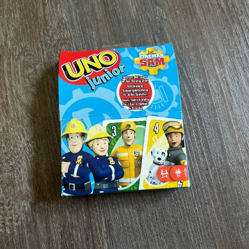 NEU! Uno Junior Feuerwehrm SAM, zu finden beim Stand 8 am Standort Flohkids Berlin Ost