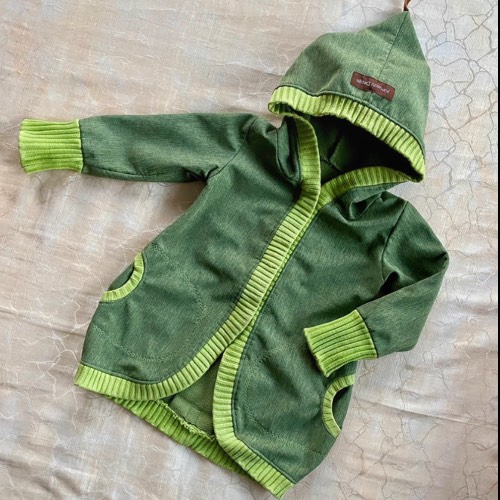 Etsy Softshelljacke  Größe: 74-92, zu finden beim Stand 90 am Standort Flohkids Berlin Ost