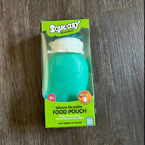 Squeasy Snacker  Größe: 160 ml, zu finden beim Stand 8 am Standort Flohkids Berlin Ost