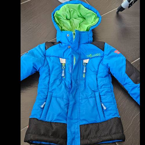 Winterjacke Trollkids  Größe: 98 - neu, zu finden beim Stand 83 am Standort Flohkids Berlin Ost