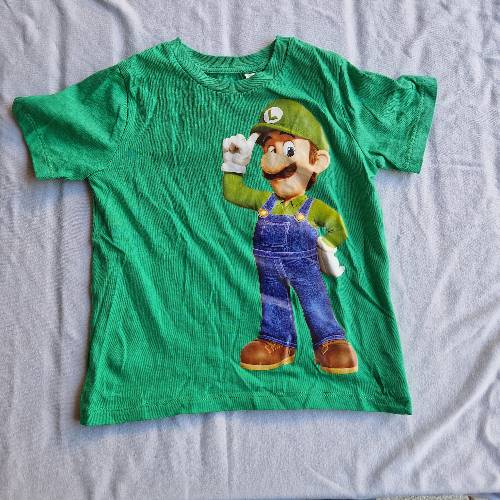 H&M T-shirt Luigi  Größe: 98/104, zu finden beim Stand 102 am Standort Flohkids Berlin Ost