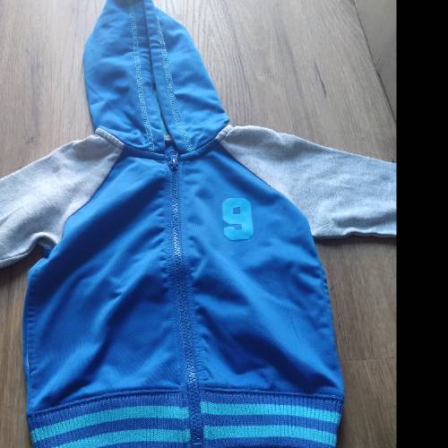 Sweatjacke  Größe: 92 H&M blau , zu finden beim Stand 225 am Standort Flohkids Berlin Ost