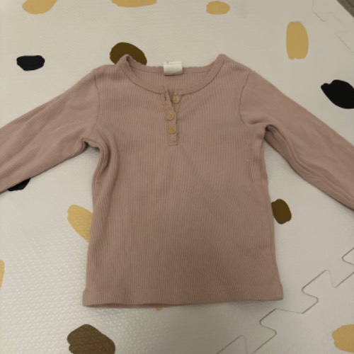 H&M Pullover rosa Knöpfe  Größe: 68, zu finden beim Stand 215 am Standort Flohkids Berlin Ost