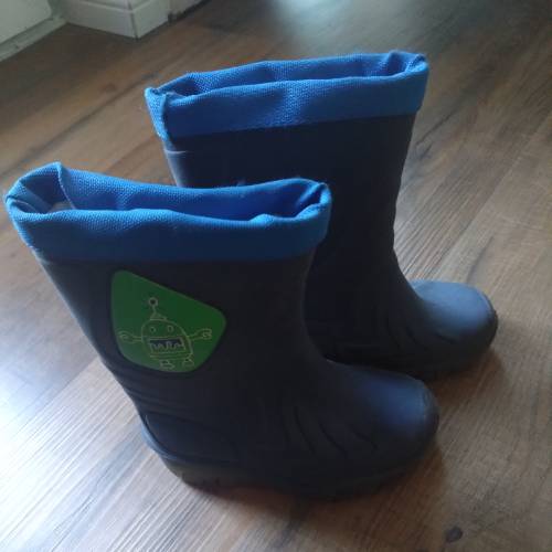 Gummistiefel  Größe: 24/25, zu finden beim Stand 225 am Standort Flohkids Berlin Ost