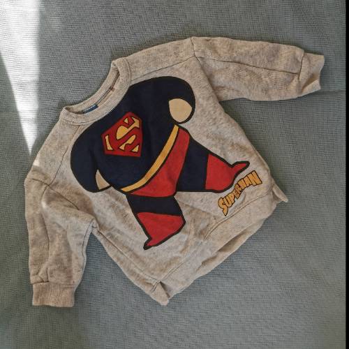 Zara Pullover  Größe: 68 Superman, zu finden beim Stand 206 am Standort Flohkids Berlin Ost