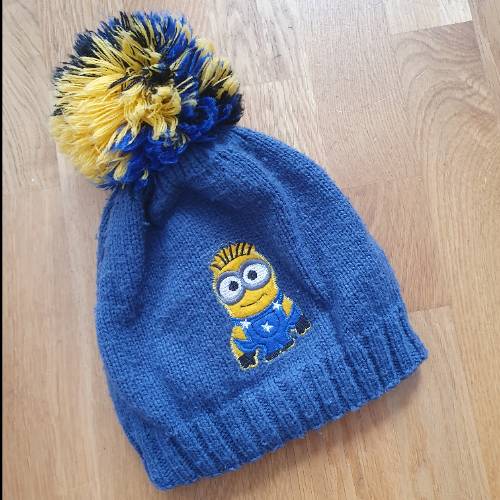 Minion Wintermütze  Größe: 122/128, zu finden beim Stand 209 am Standort Flohkids Berlin Ost