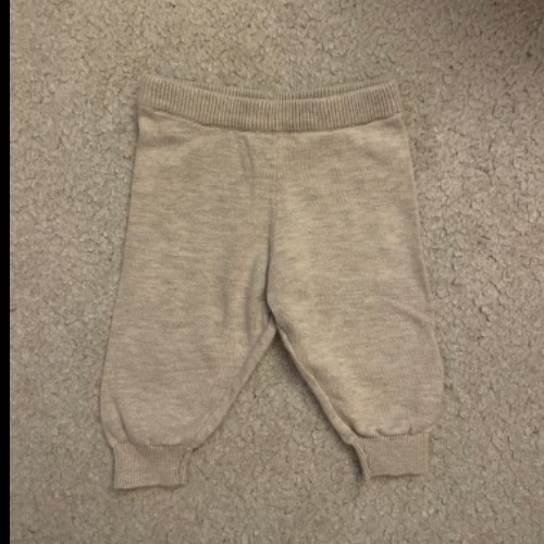 Alana Hose beige  Größe: 62, zu finden beim Stand 174 am Standort Flohkids Berlin Ost