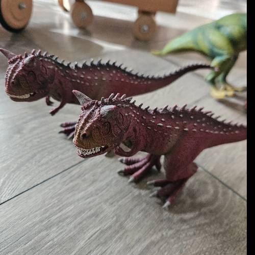 Schleich Carnotaurus, zu finden beim Stand 94 am Standort Flohkids Berlin Ost