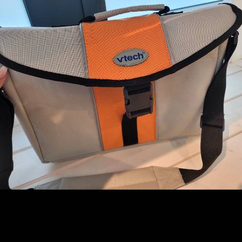 VTech Tasche , zu finden beim Stand 4 am Standort Flohkids Berlin Ost