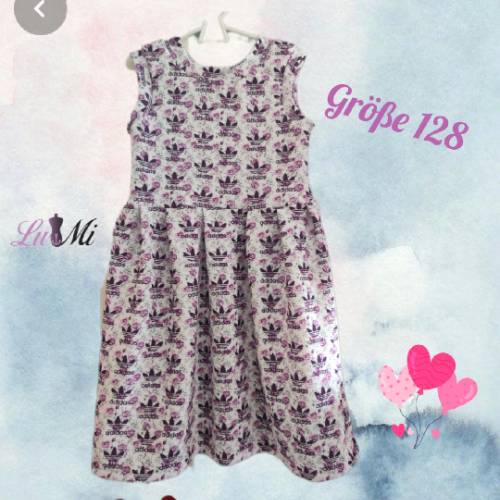 Neu Handmade Kleid  Größe: 128, zu finden beim Stand 72 am Standort Flohkids Berlin Ost