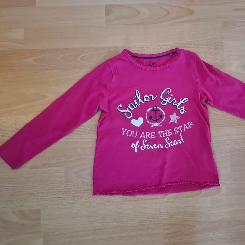 Sweatshirt Mädchen  Größe: 110/116, zu finden beim Stand 60 am Standort Flohkids Berlin Ost