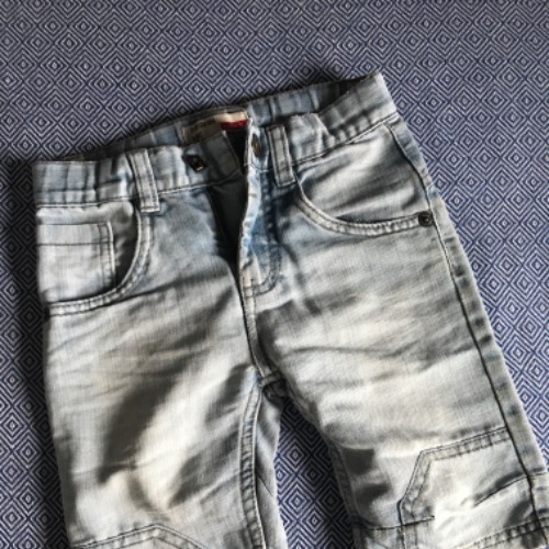 Jeansshort Name it. Größe: 98/104, zu finden beim Stand 106 am Standort Flohkids Berlin Ost