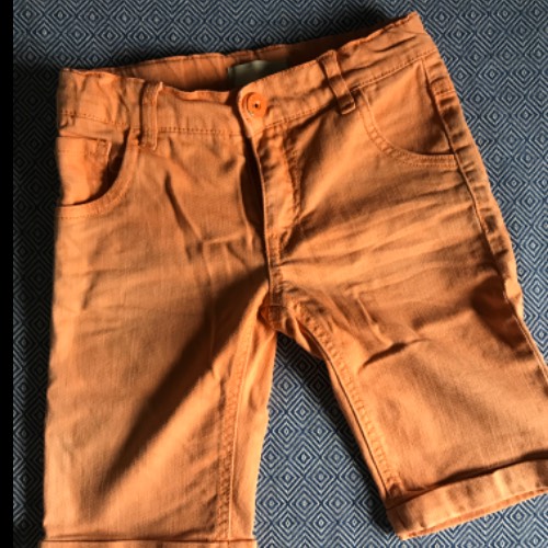 Jeansshort Name it  Größe: 122, zu finden beim Stand 106 am Standort Flohkids Berlin Ost