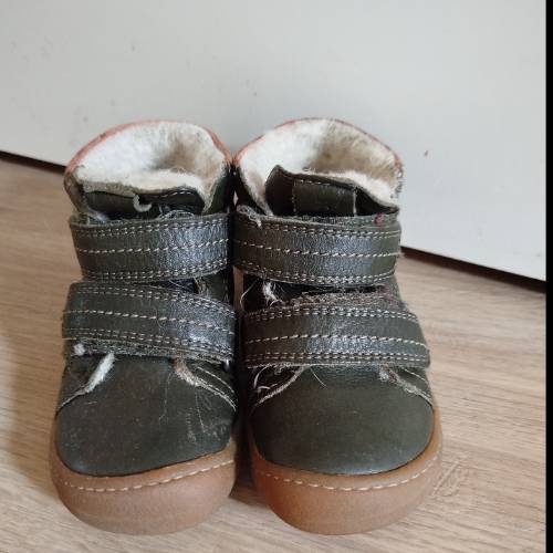 Koel Winterschuhe Khaki  Größe: 23, zu finden beim Stand 88 am Standort Flohkids Berlin Ost