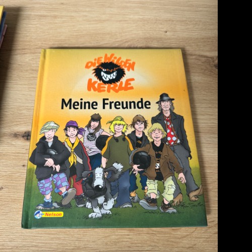 Meine Freunde Buch , zu finden beim Stand 14 am Standort Flohkids Berlin Ost