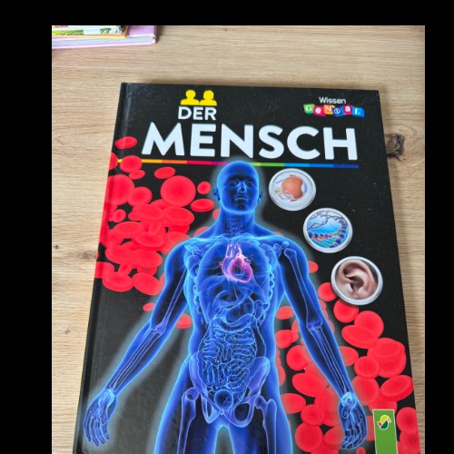 Wissen genial Der Mensch Buch , zu finden beim Stand 14 am Standort Flohkids Berlin Ost