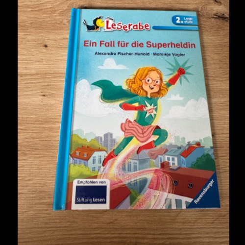 Leserabe Buch superheldin , zu finden beim Stand 14 am Standort Flohkids Berlin Ost