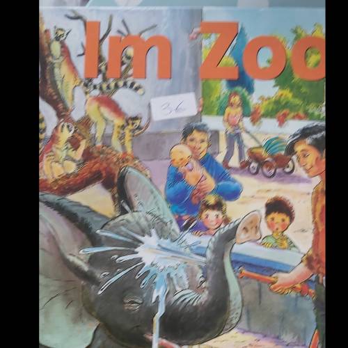 Wissens Buch im Zoo, zu finden beim Stand 13 am Standort Flohkids Berlin Ost