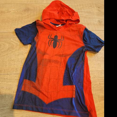 Spidermann T-shirt, zu finden beim Stand 237 am Standort Flohkids Berlin Ost