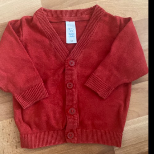 C&A, Strickjacke rot, Größe: 62, zu finden beim Stand 223 am Standort Flohkids Berlin Ost