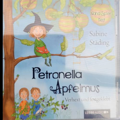 CD Petronella Apfelmus, zu finden beim Stand 8 am Standort Flohkids Berlin Ost